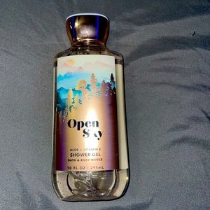 Brand New Open Sky B&BW Shower Gel